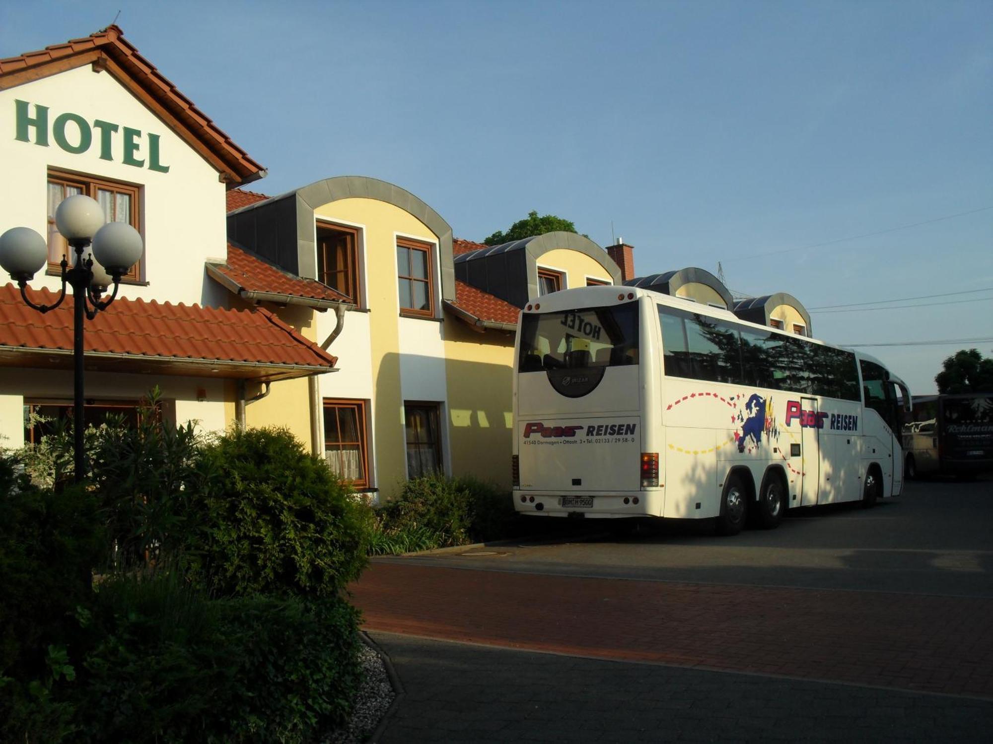 Landhotel Dresda Exterior foto